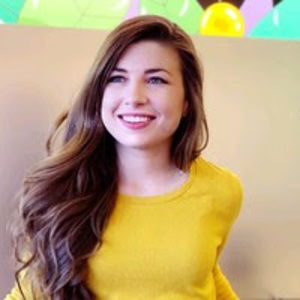 Meet your Posher, Kassandra